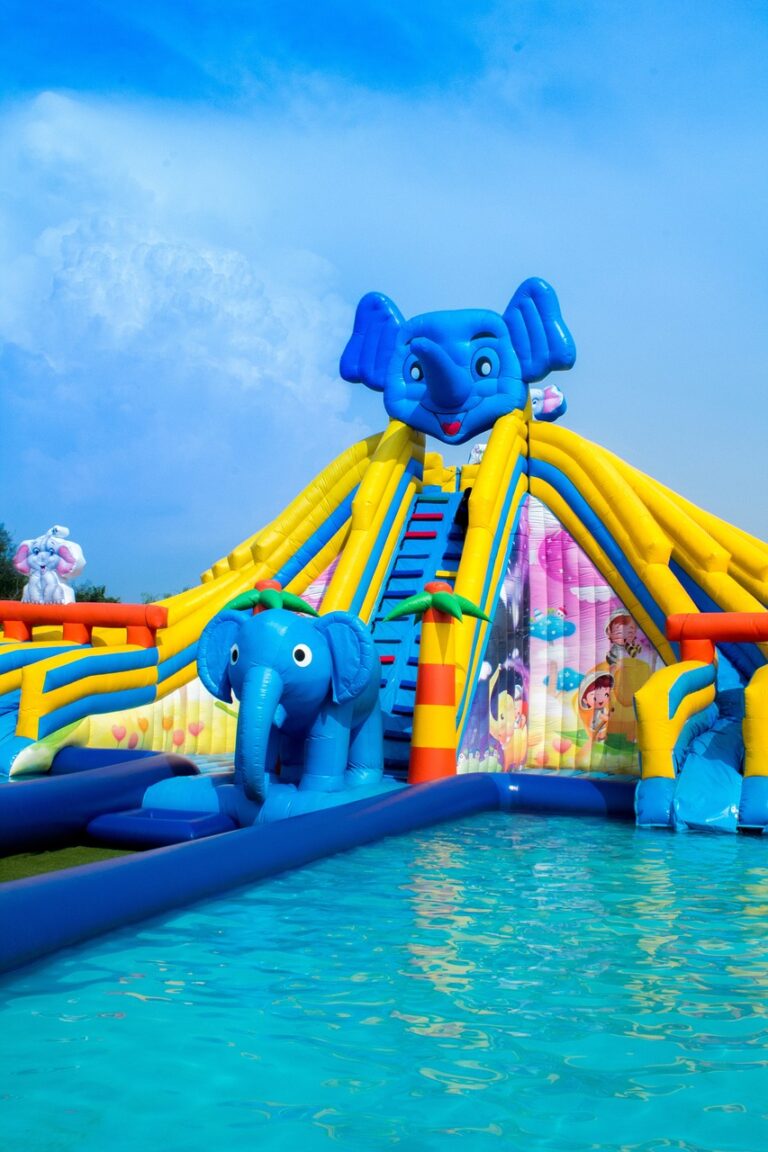 swimming pool, water park, waterslide, theme park, elephant, waterslide, waterslide, waterslide, waterslide, waterslide, theme park, theme park